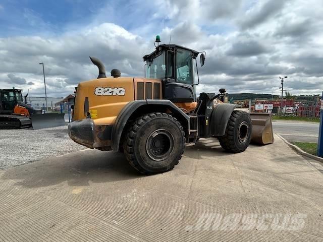 CASE 821g Diger