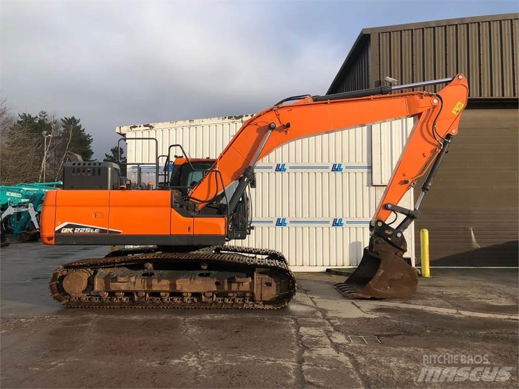 Develon Dx225lc-7 Paletli ekskavatörler
