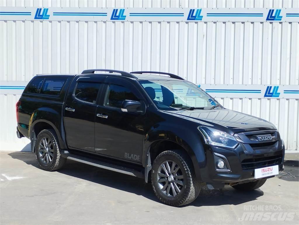 Isuzu Blade Pikaplar
