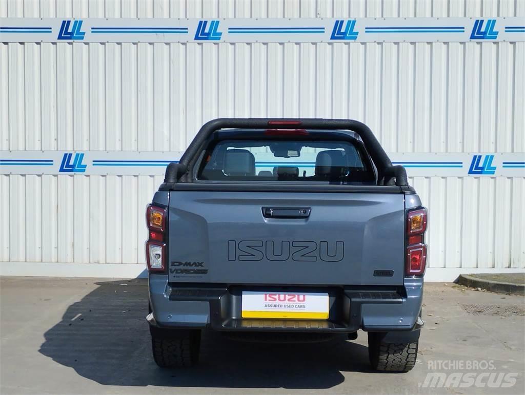 Isuzu Steel Diger