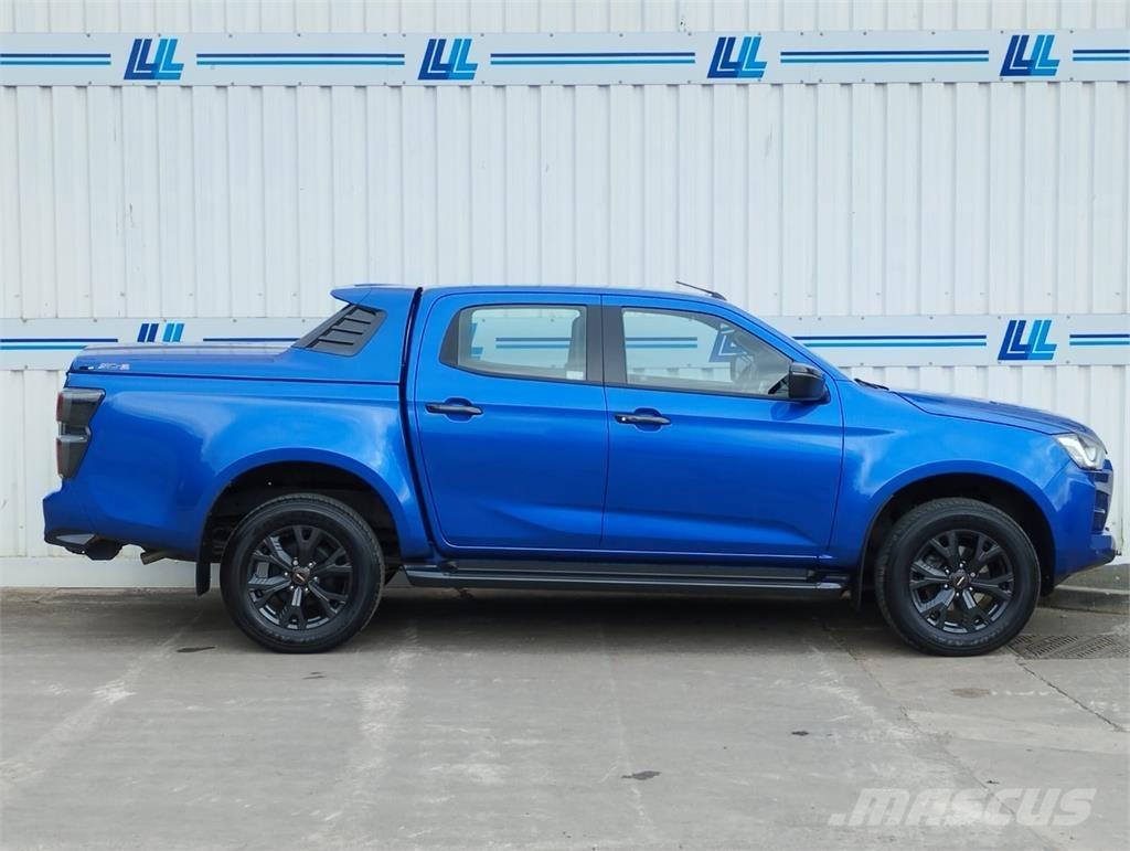 Isuzu V-Cross Pikaplar