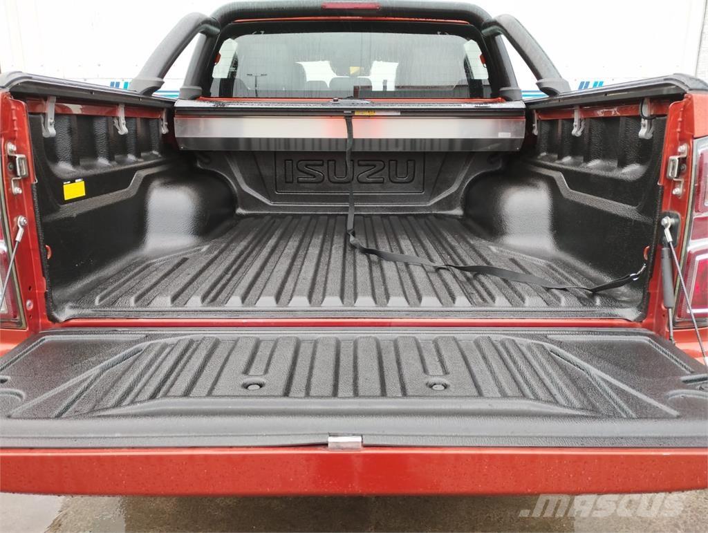 Isuzu V-Cross Pikaplar