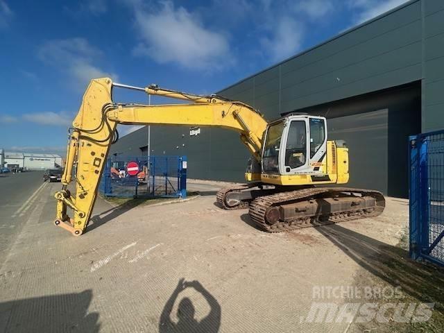 New Holland E235bsr-2 Paletli ekskavatörler