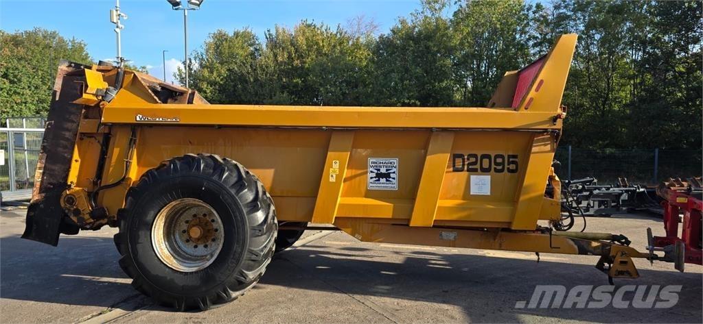 Richard Western D2095 Sivi gübre ve ilaç tankerleri