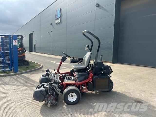 Toro GR3400 Mobil çim biçme makineleri