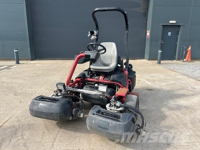 Toro GR3400 Mobil çim biçme makineleri
