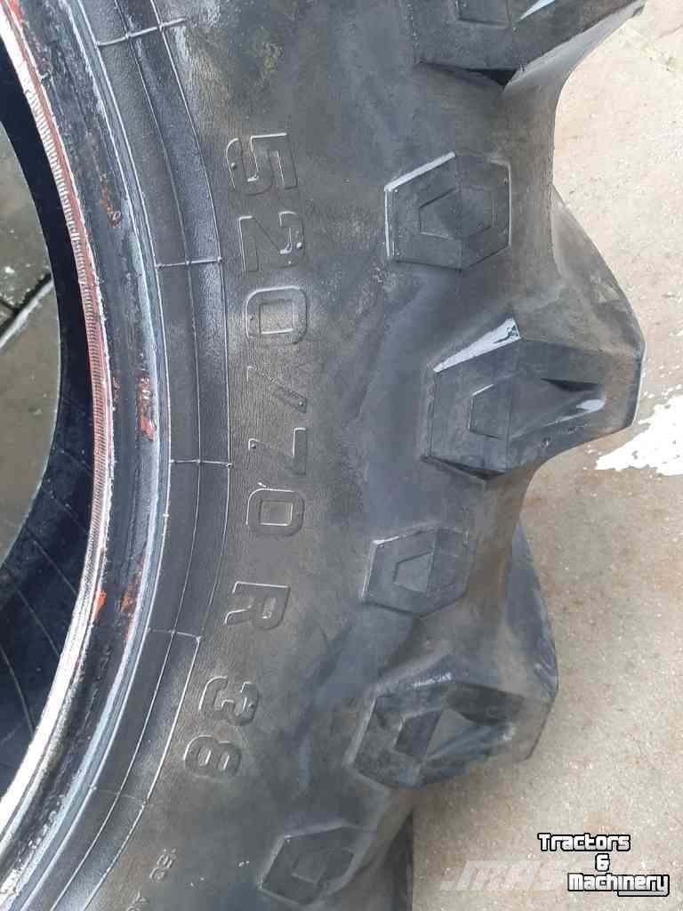 Pirelli 520/70xR38 Tekerlekler
