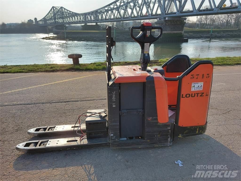 BT LPE240 Akülü depo ekipmanları