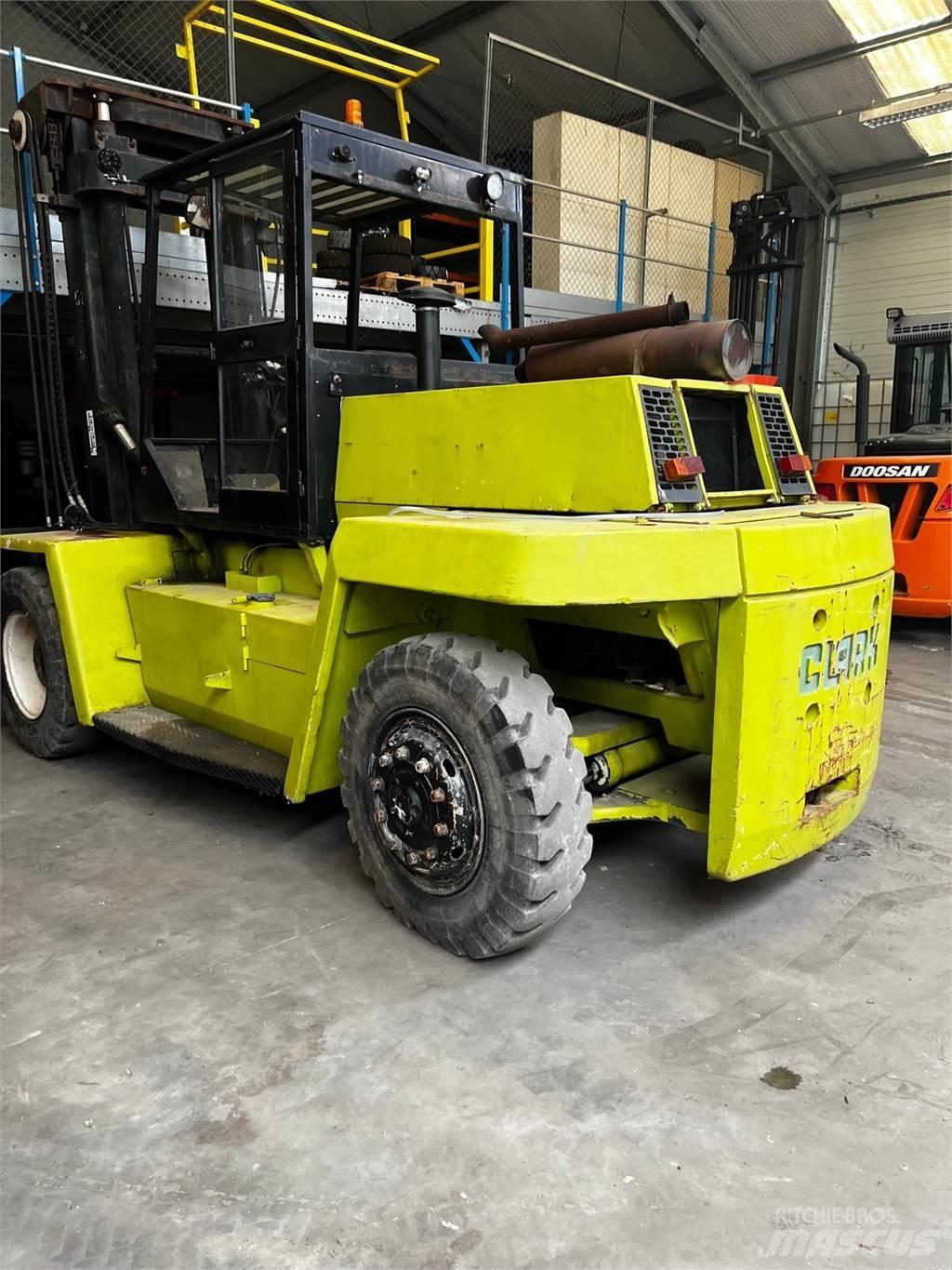 Clark DPL100 Dizel forkliftler