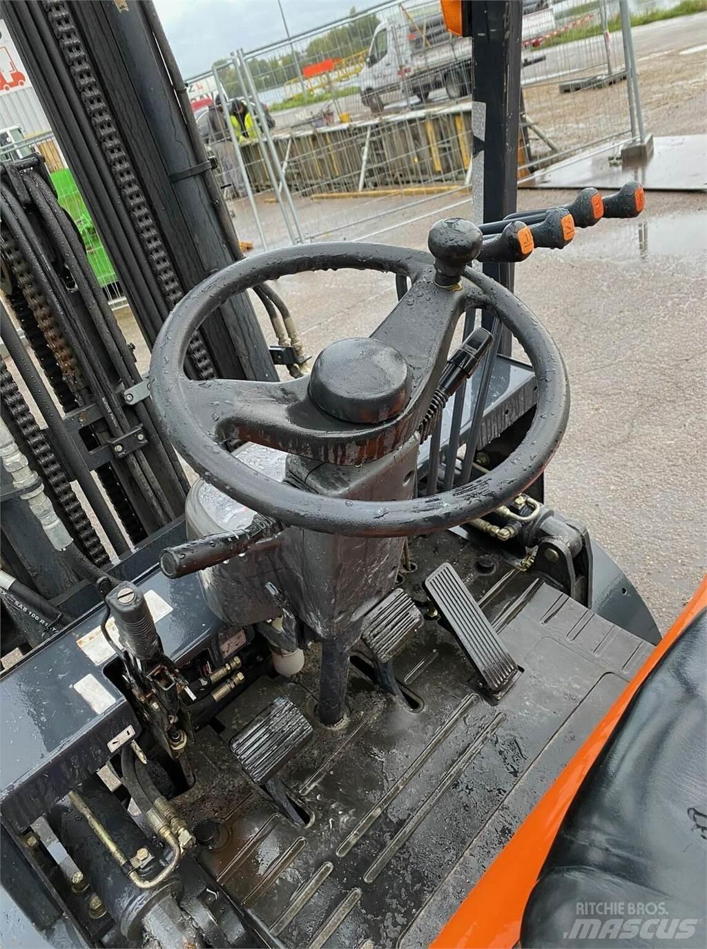 Doosan D30G Diger