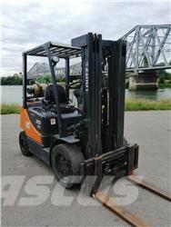 Doosan G25P-5 Diger