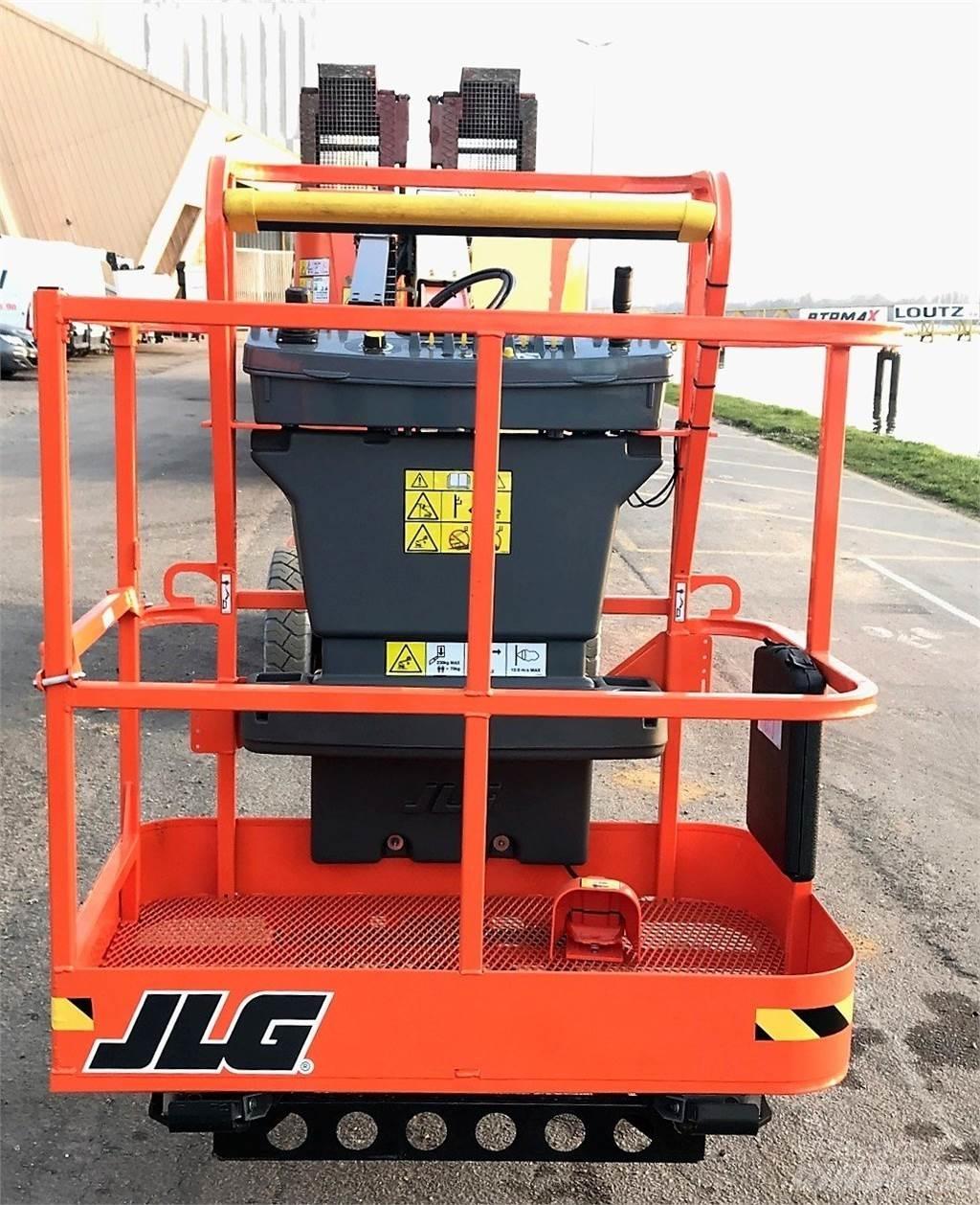 JLG E300AJ Diger lift ve platformlar