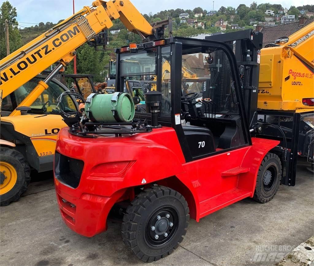  LWM FY70 Diger