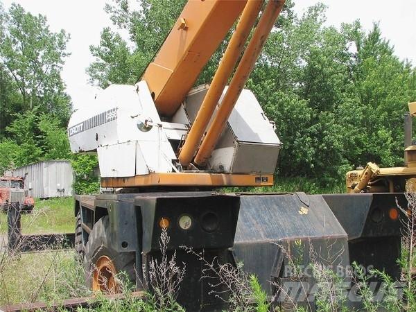 Drott 2500 Yol-Arazi Tipi Vinçler (AT)