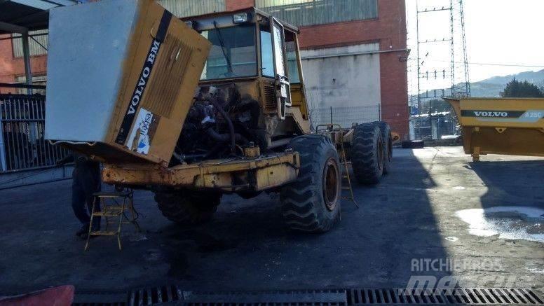 Volvo A25B Belden kirma kaya kamyonu