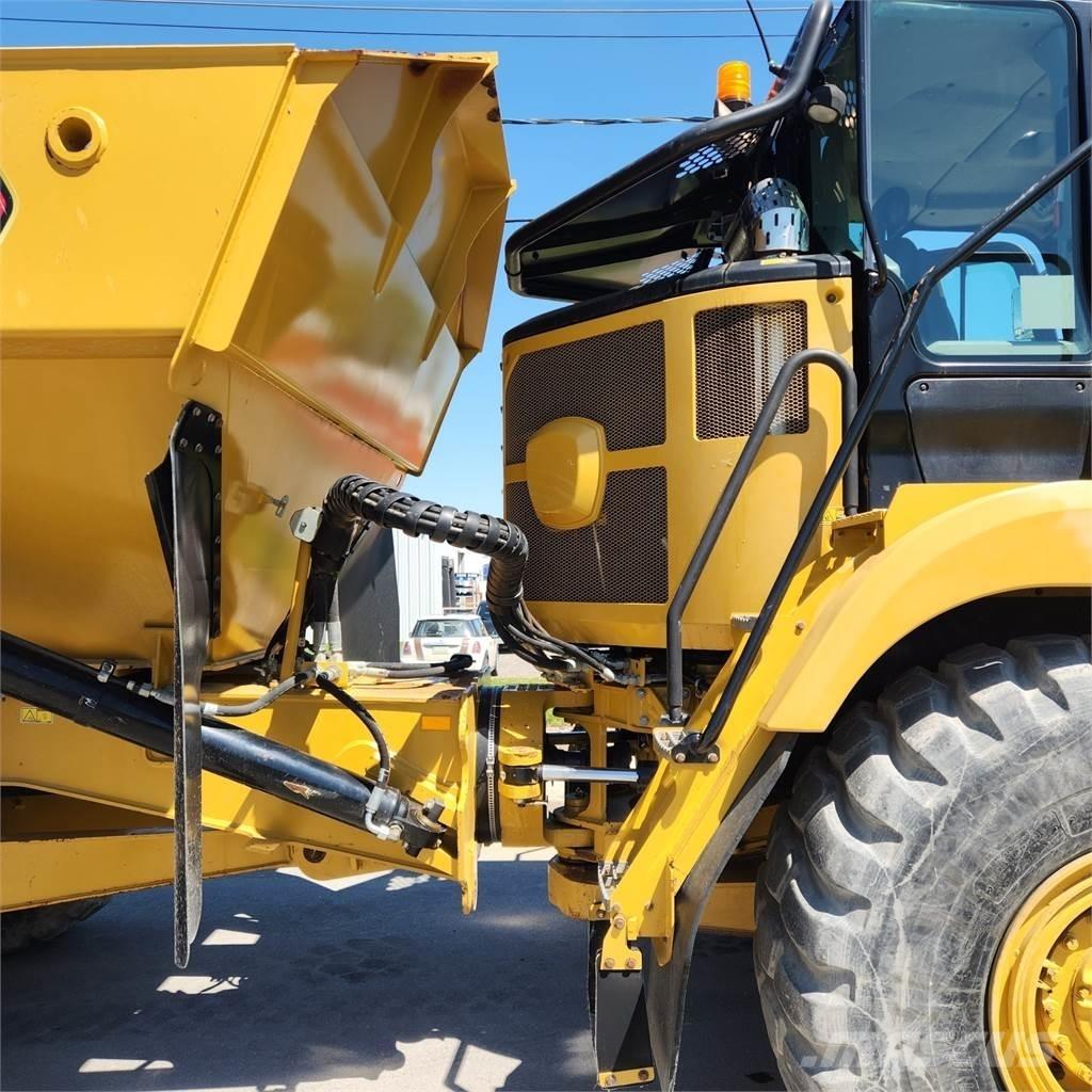 CAT 730C Belden kirma kaya kamyonu