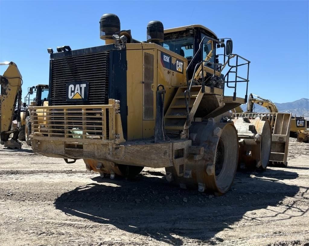 CAT 826K Diger