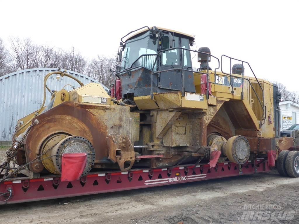 CAT 836K Diger