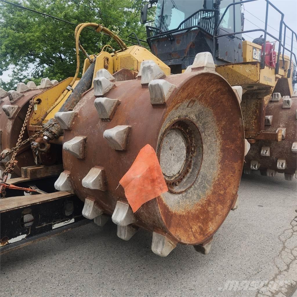 CAT 836K Diger
