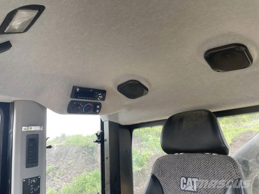 CAT 963K Diger