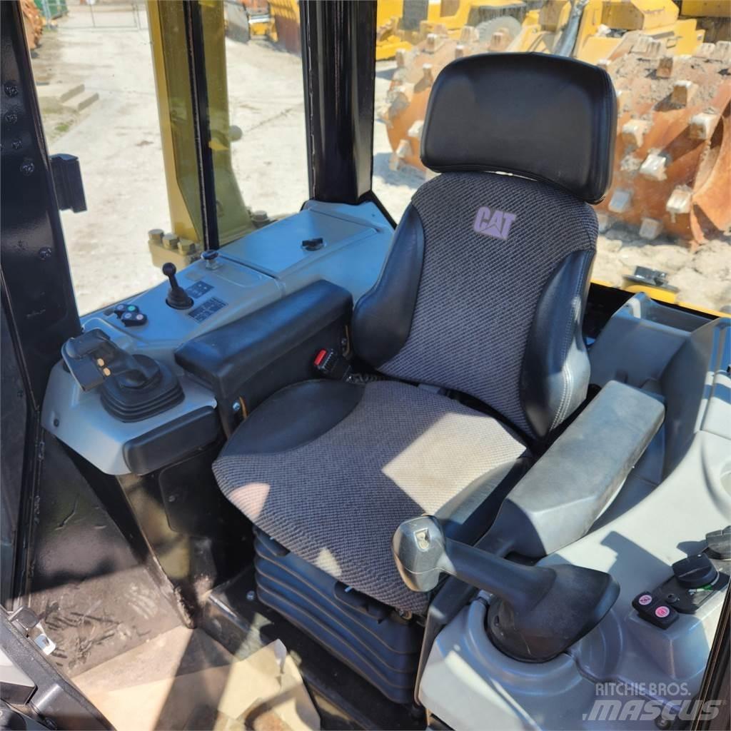 CAT D6N LGP Paletli dozerler