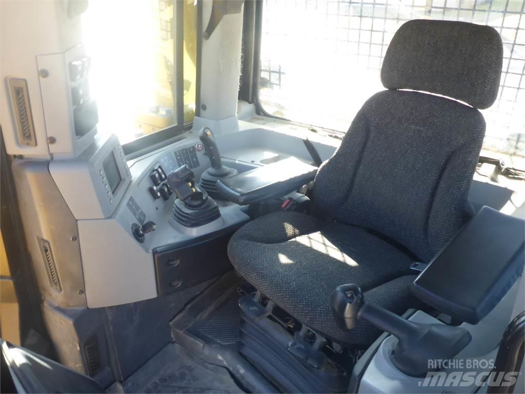 CAT D8T Paletli dozerler