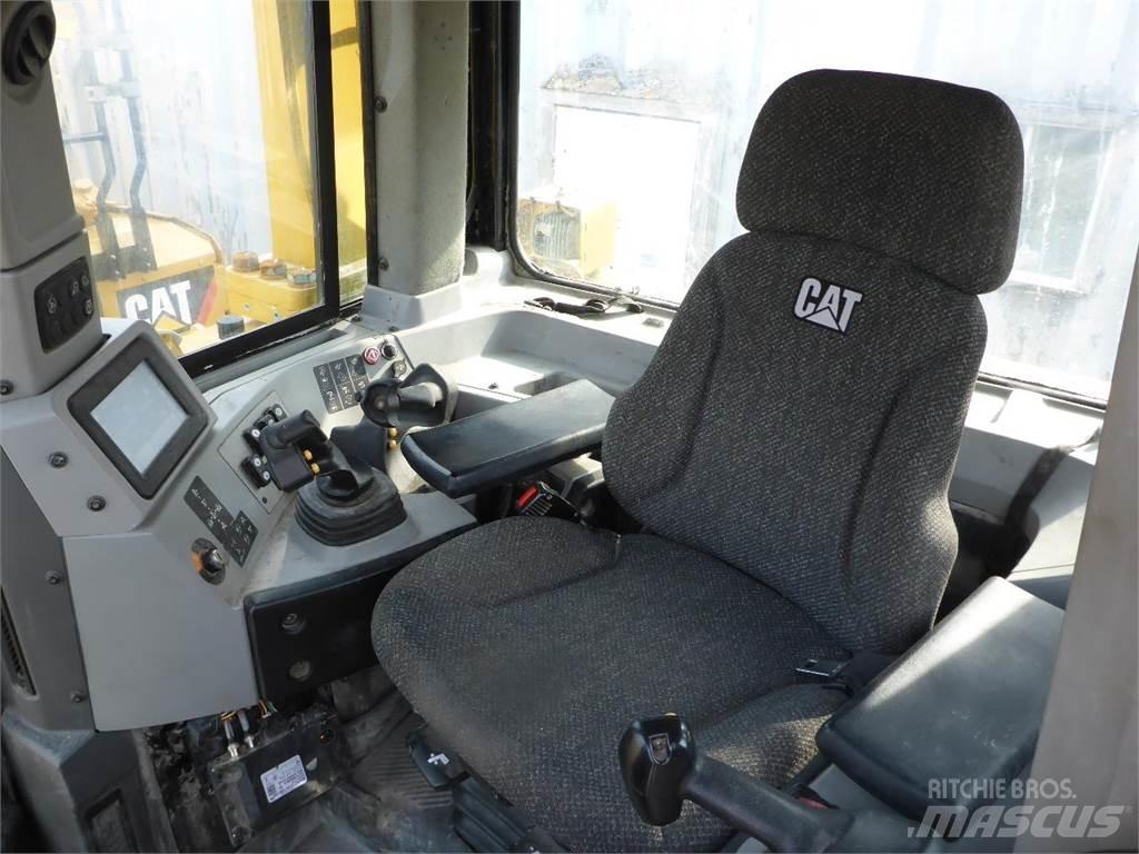 CAT D8T LGP Paletli dozerler