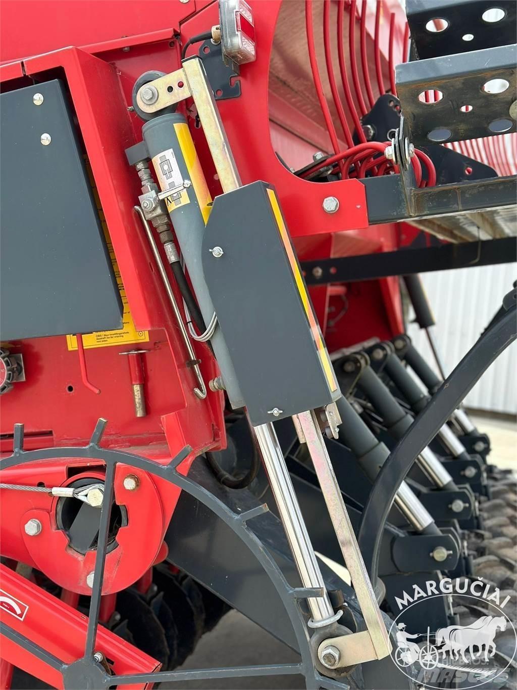Tume Titan 3000, 3 m. Diger tarim makinalari