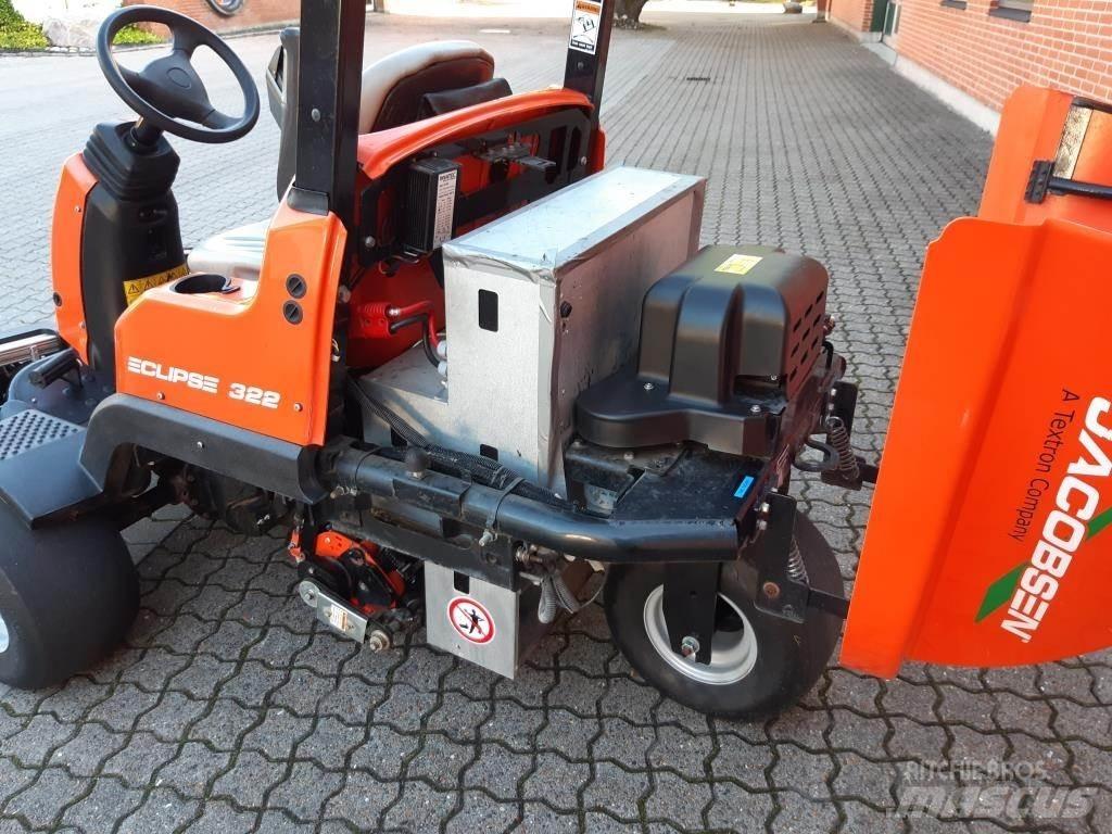 Jacobsen ECLIPS 322 Mobil çim biçme makineleri