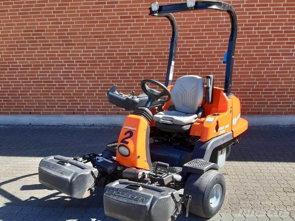 Jacobsen ECLIPS 322 Mobil çim biçme makineleri
