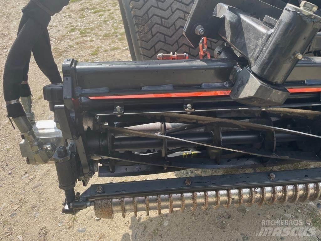 Jacobsen FAIRWAY 250 Mobil çim biçme makineleri