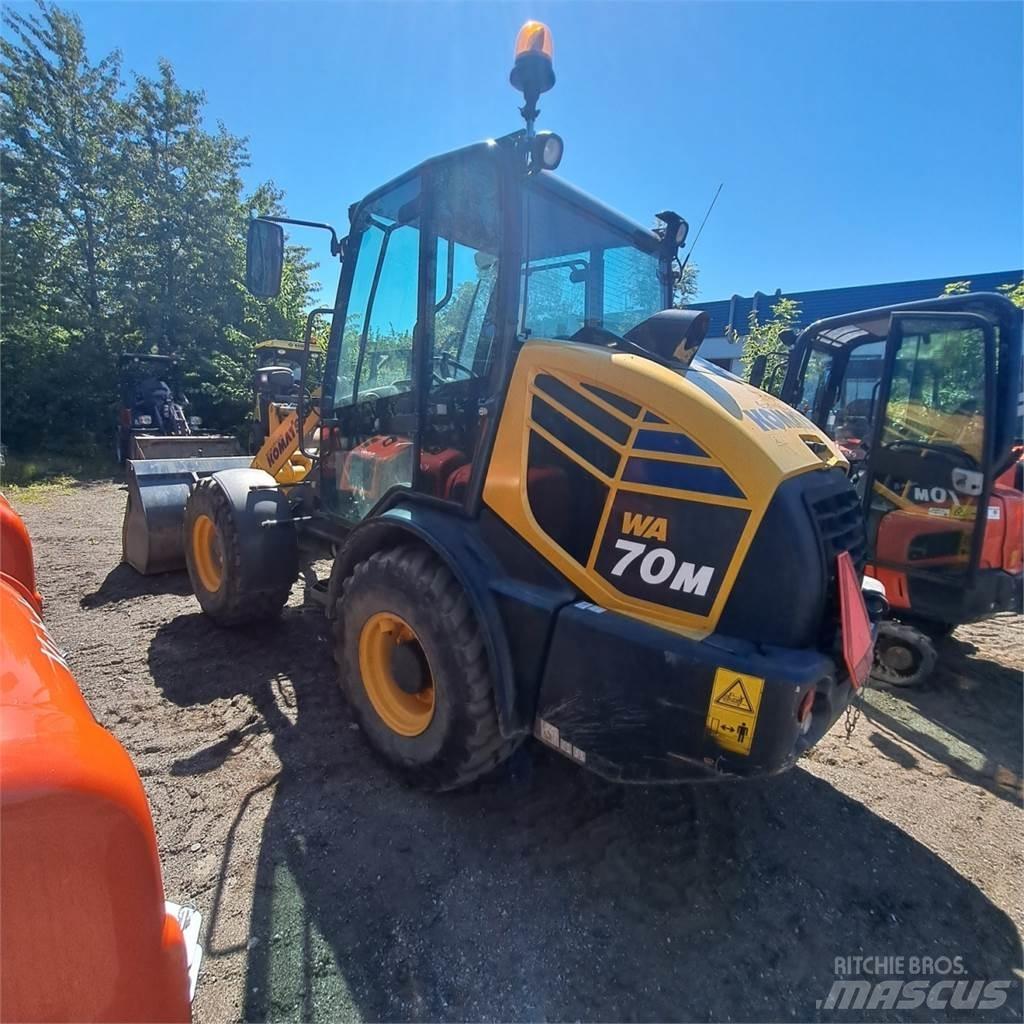 Komatsu WA70M Mini yükleyiciler