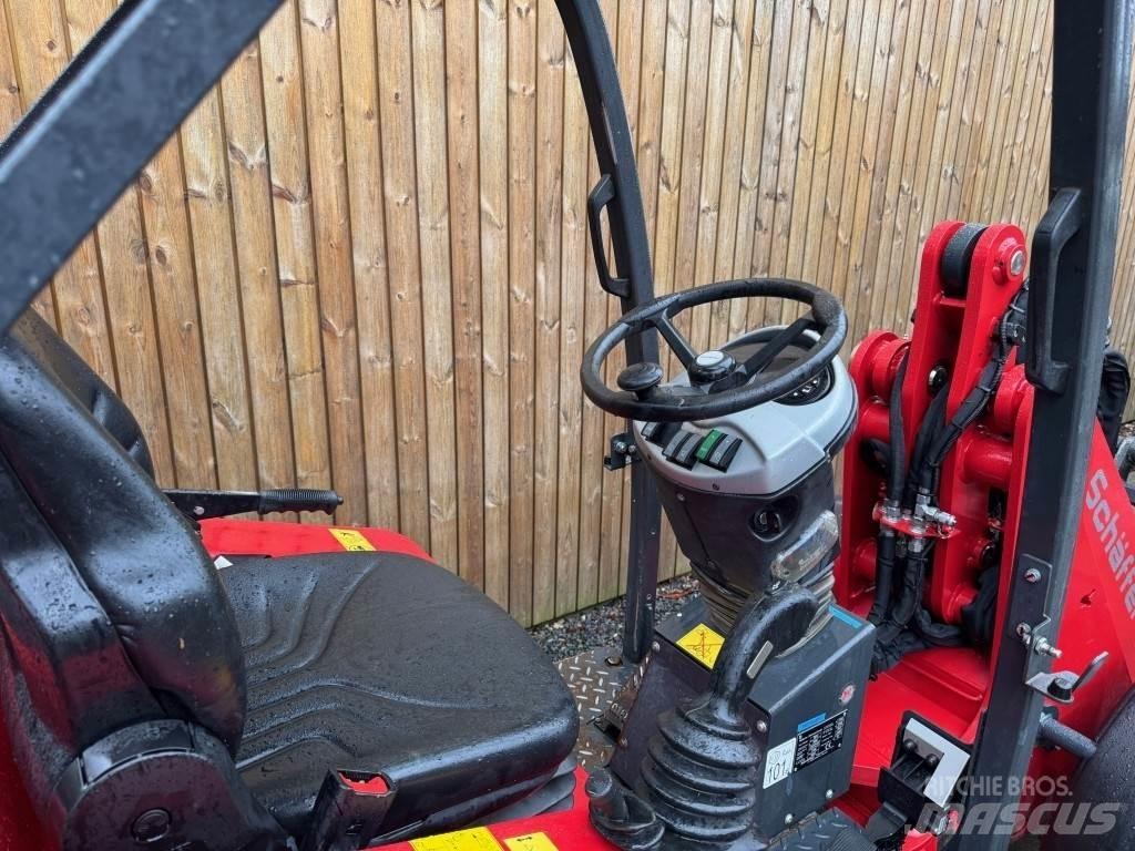 Schäffer 3650 Mini yükleyiciler