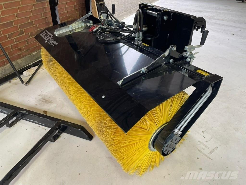 TMT SWEEPER 150 Cadde süpürücüler