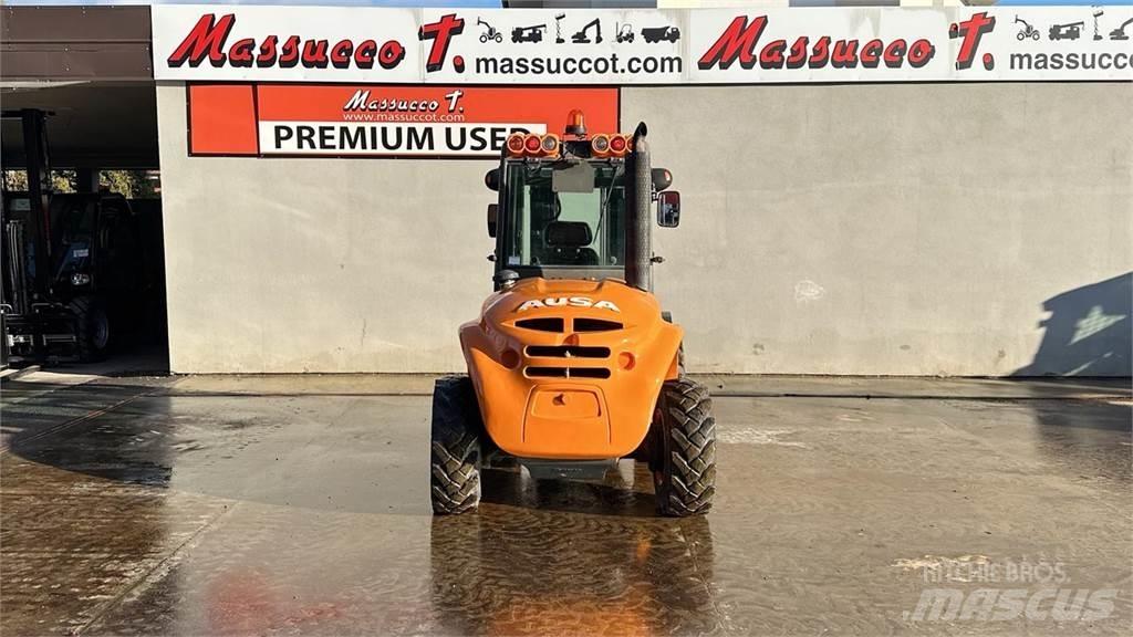 Ausa C250H 4X4 Arazi tipi forklift