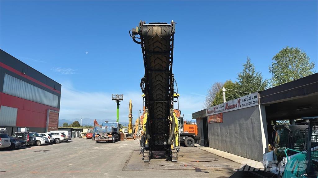 Bomag BM2000/60-2 Asfalt kaziyicilar