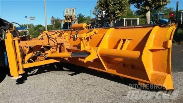 Case IH MXM190 Kar küreme biçaklari