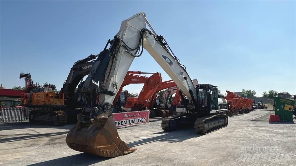 CAT 336D Paletli ekskavatörler