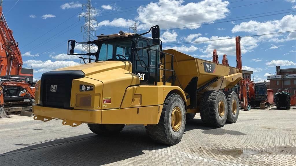 CAT 745C 6X6 Belden kirma kamyonlar