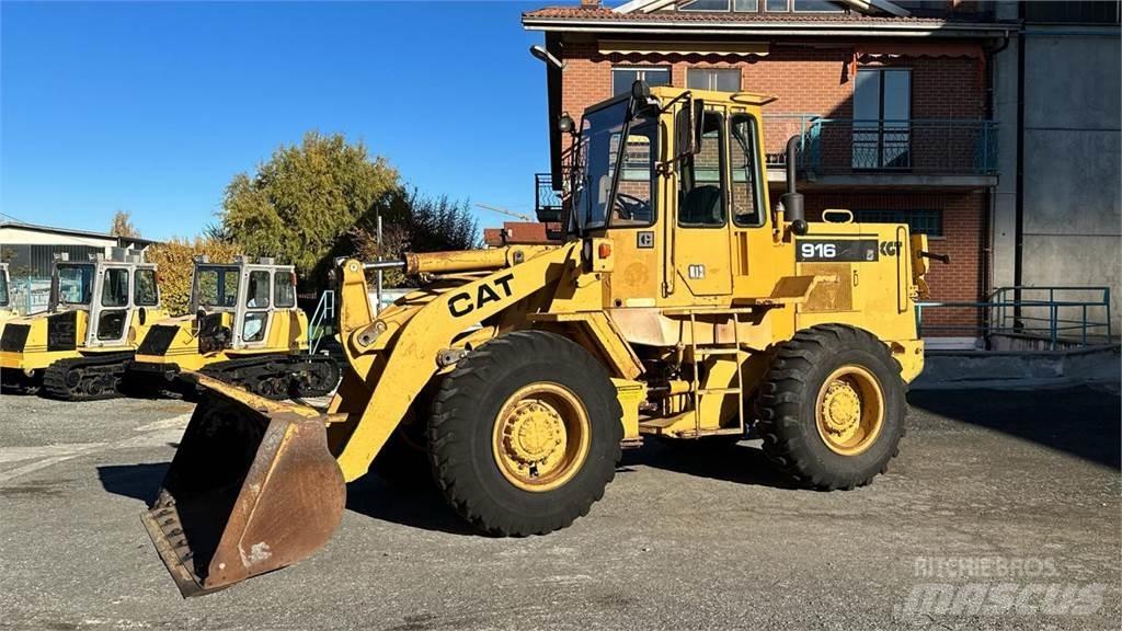 CAT 916 Tekerlekli yükleyiciler