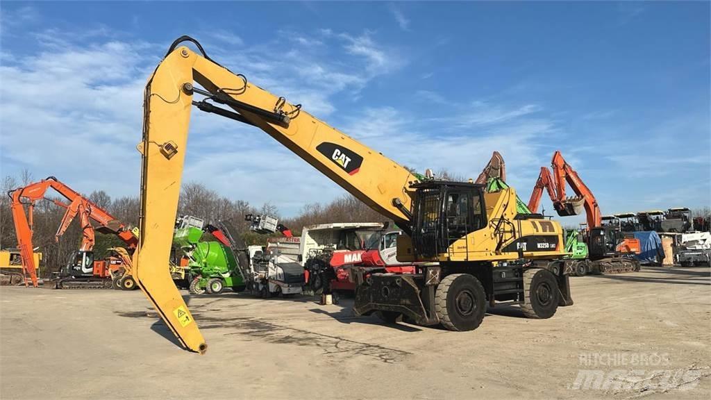 CAT M325D 4X4 Lastik tekerli ekskavatörler