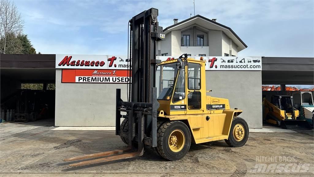 CAT V225C Dizel forkliftler