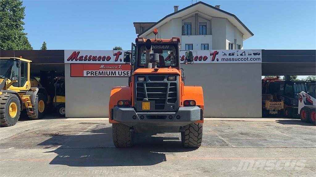 Doosan DL250-5 Tekerlekli yükleyiciler