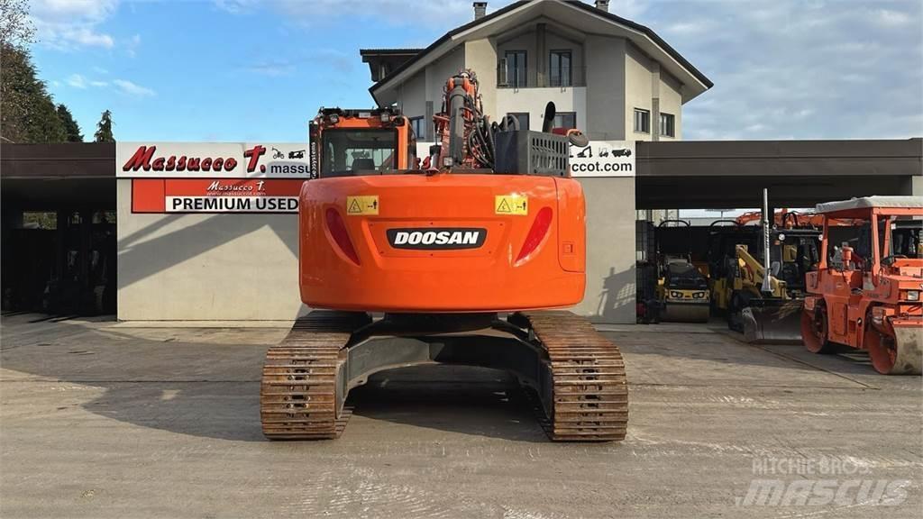 Doosan DX235LCR-5 Paletli ekskavatörler