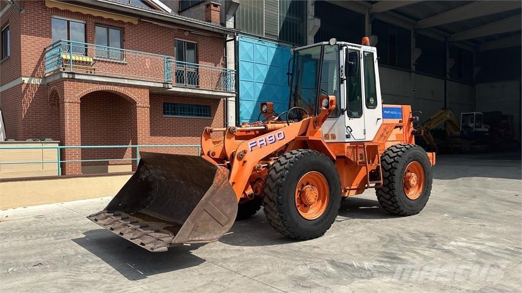 Fiat-Hitachi FR90 4X4 Tekerlekli yükleyiciler