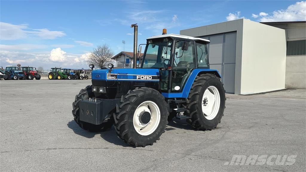 Ford 8240 4x4 Kar küreme biçaklari