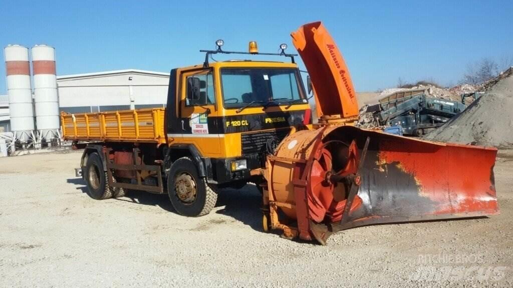  Fresia F120CL Kar küreme biçaklari