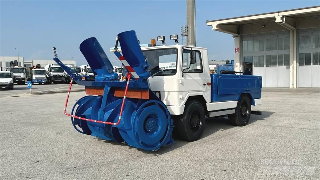  Fresia F60 4X4 Kar küreme biçaklari