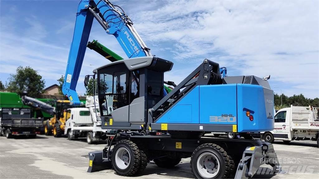 Fuchs MHL 320 Lastik tekerli ekskavatörler