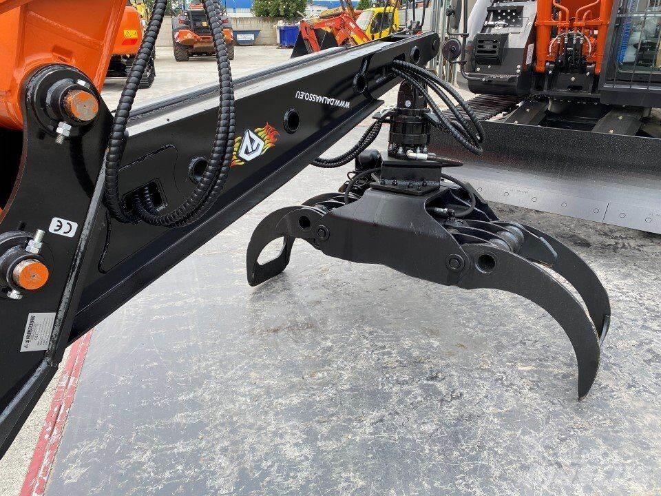 Hitachi ZX135US-6 Ekskavatörler